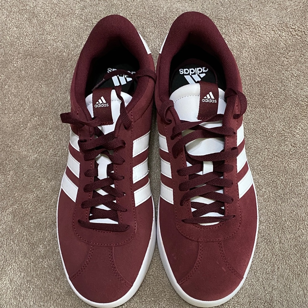 ADIDAS Men's Burgundy Sneakers with White Stripes